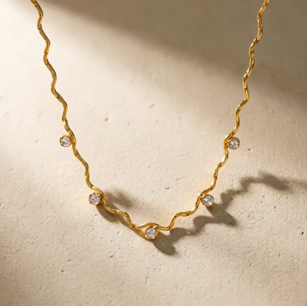 Como Wave Necklace