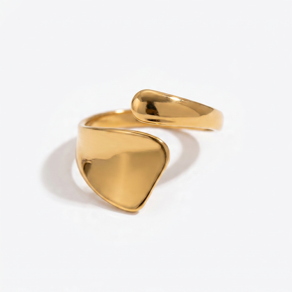 Diriyah Bold Ring