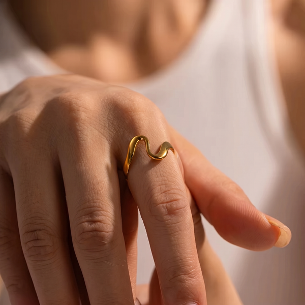 Hob Heartbeat Ring