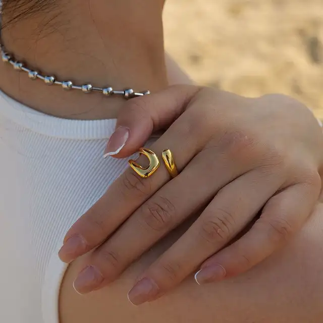Hollow - Ring