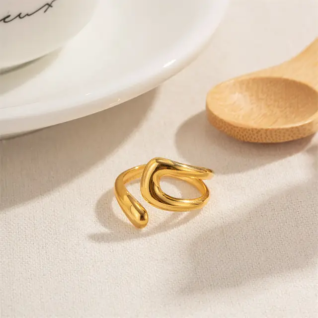 Hollow - Ring