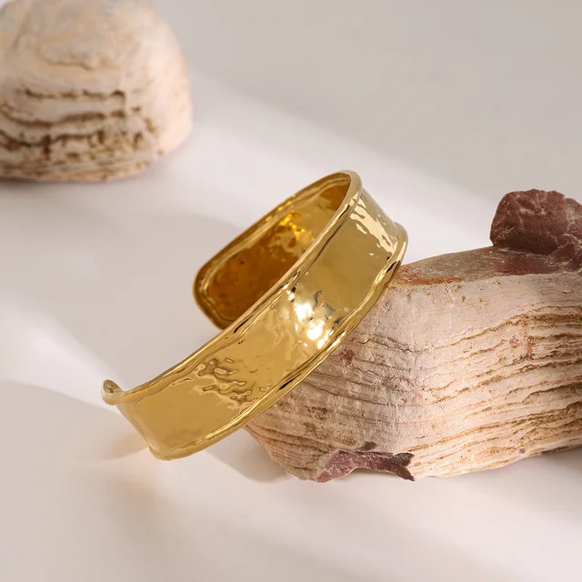 The Charm - Bangle