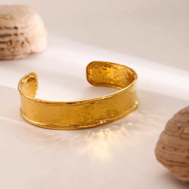 The Charm - Bangle