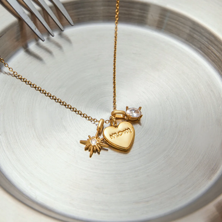 Mom's Heart - 3 Pendants Necklace