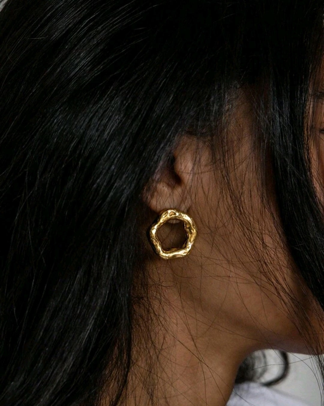 Little Twisted Hoop - Earrings