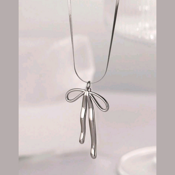 Pia - Silver Necklace