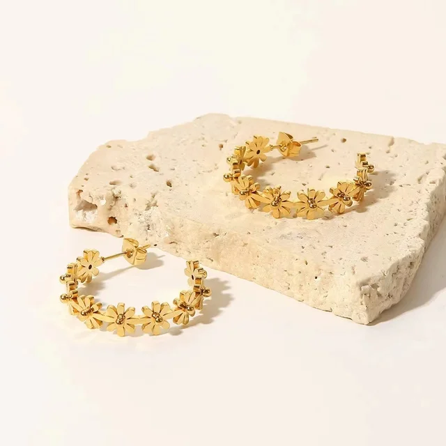 Floral Hoop - Earrings