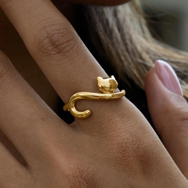 Sukkar Kitten Ring