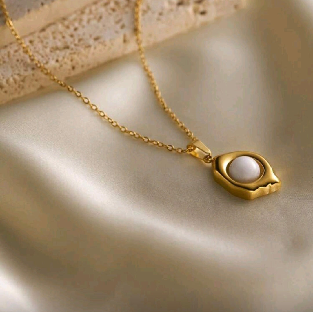 The White Drop - Necklace