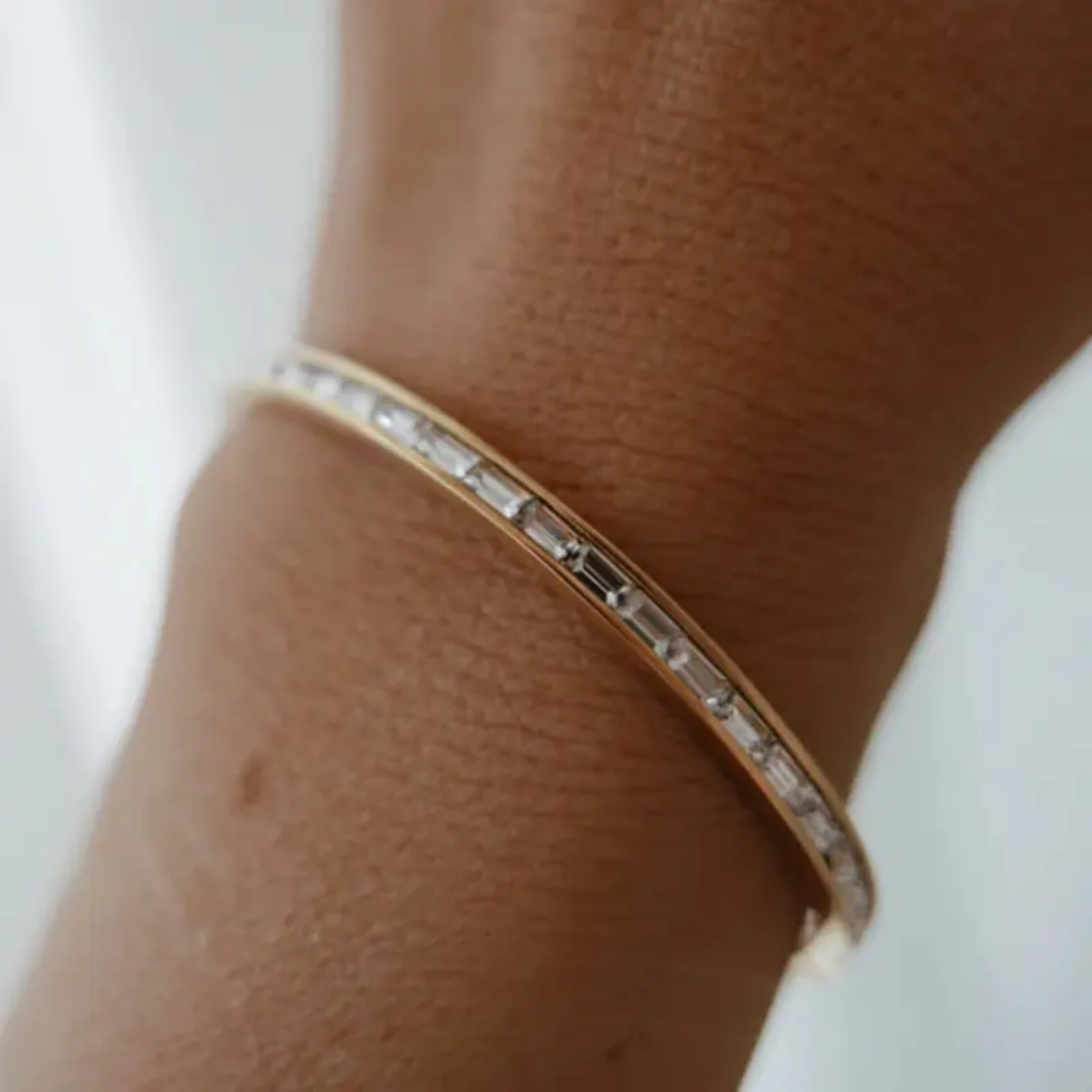 White Shimmer - Bangle