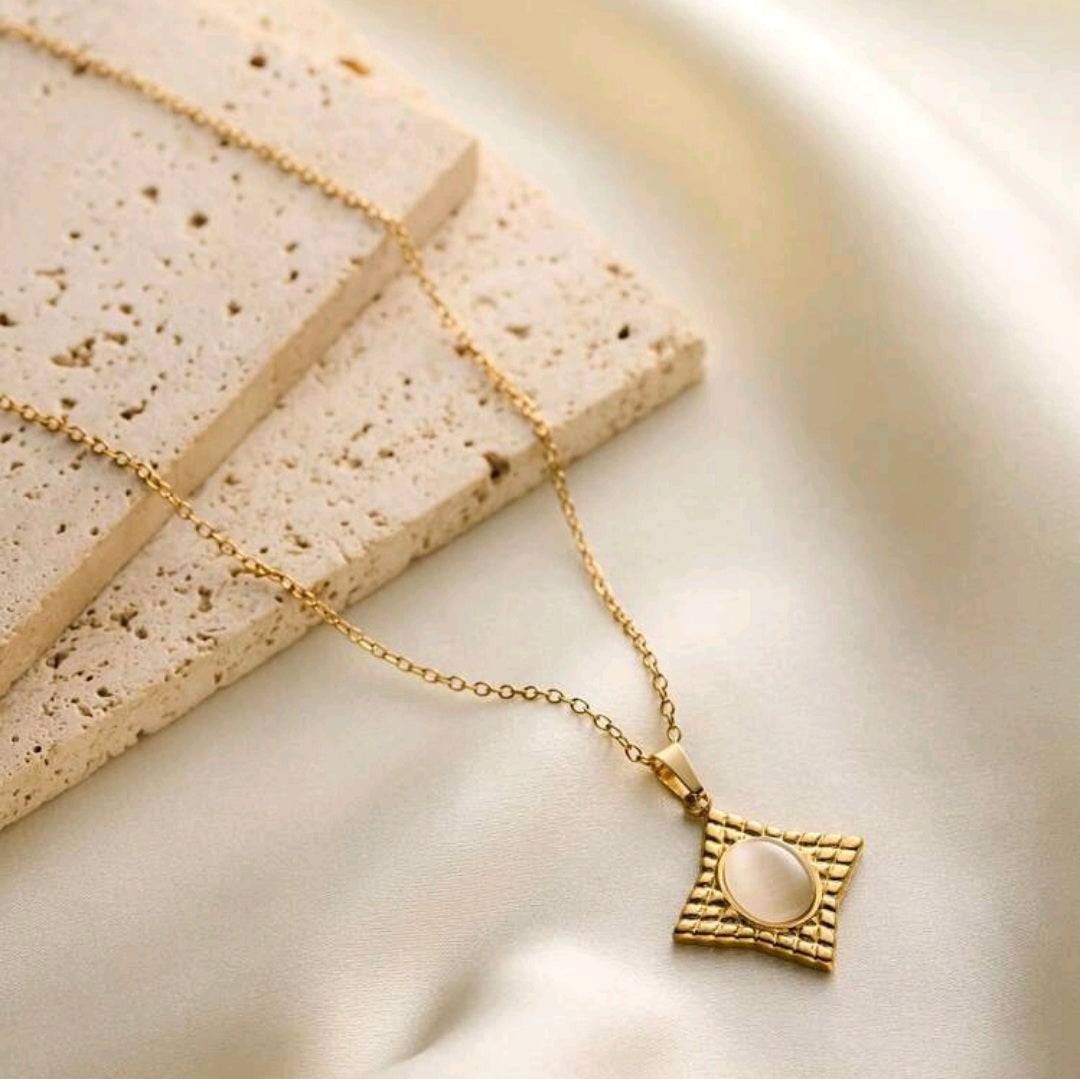 The White Star - Necklace