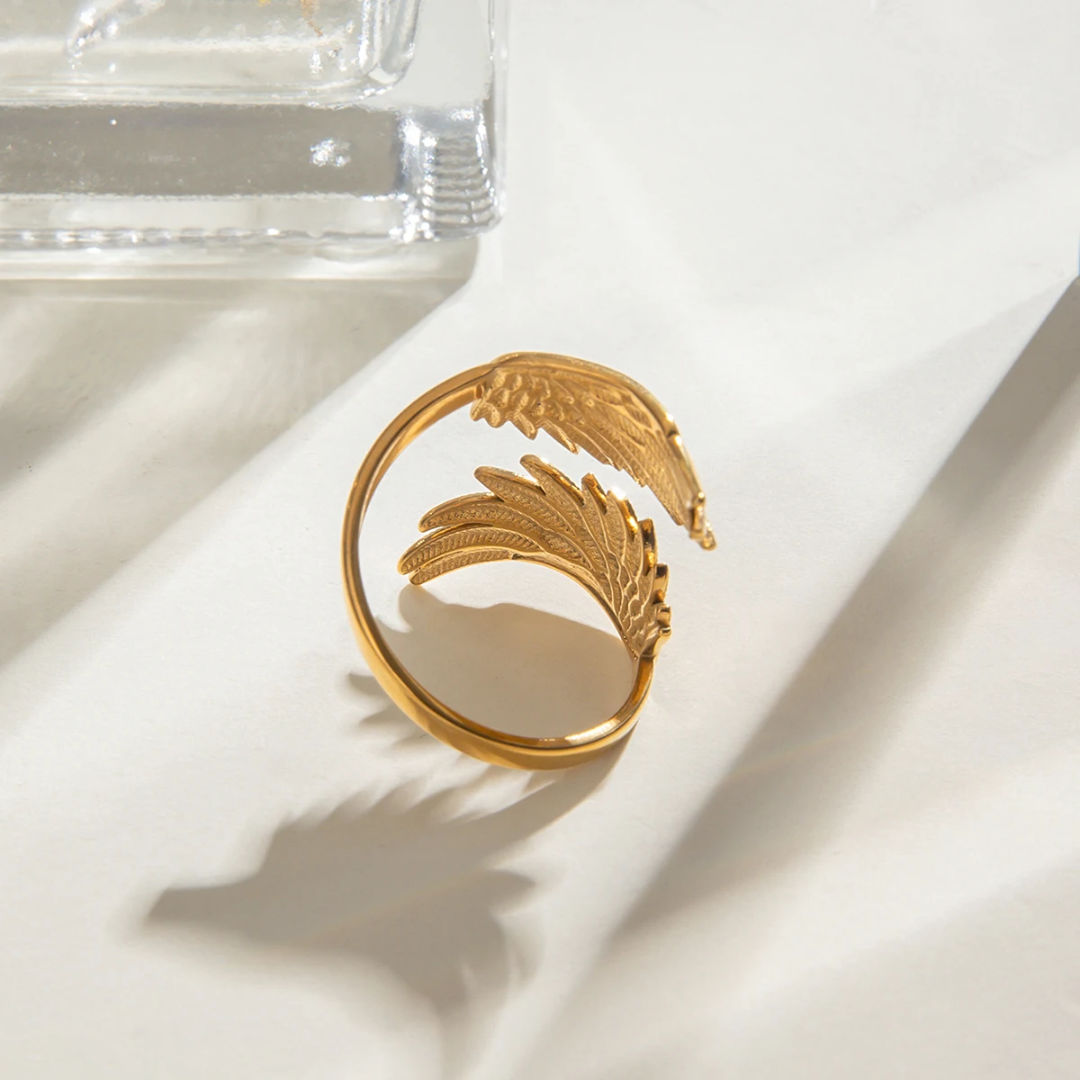 Ghala Angel Hug Ring