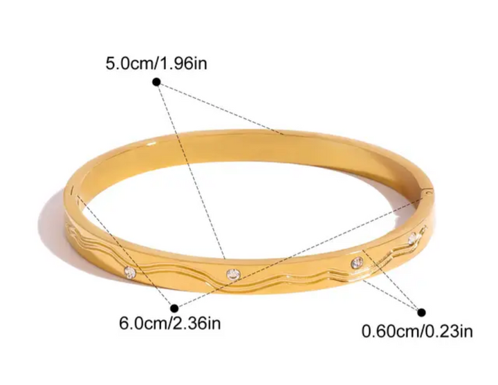 Golden Elegance - Bangle