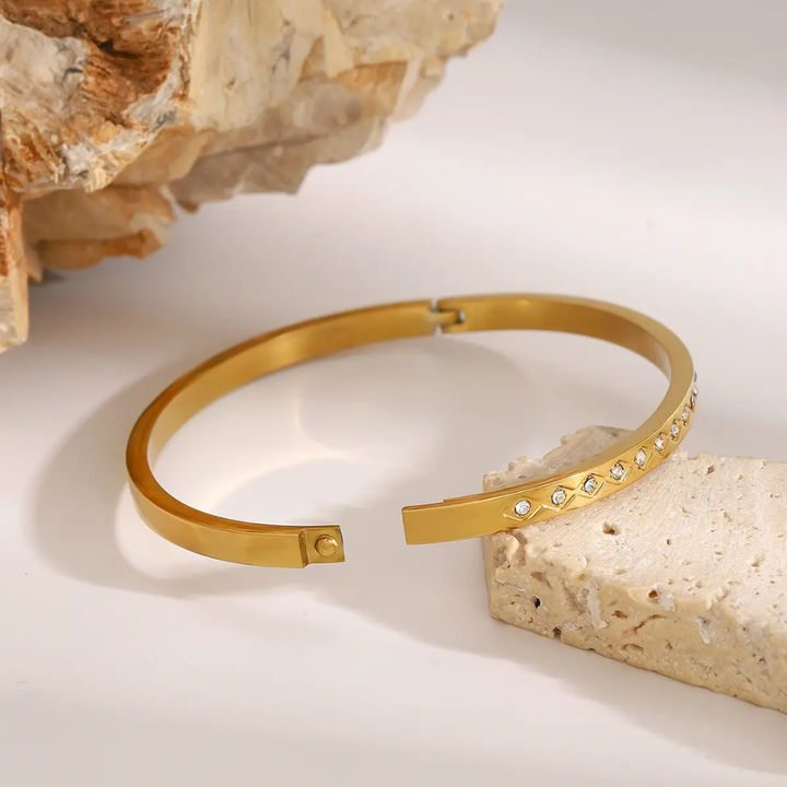 Golden Elegance - Bangle