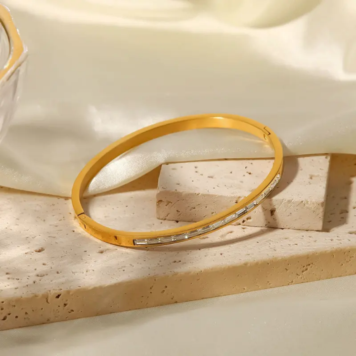 White Shimmer - Bangle