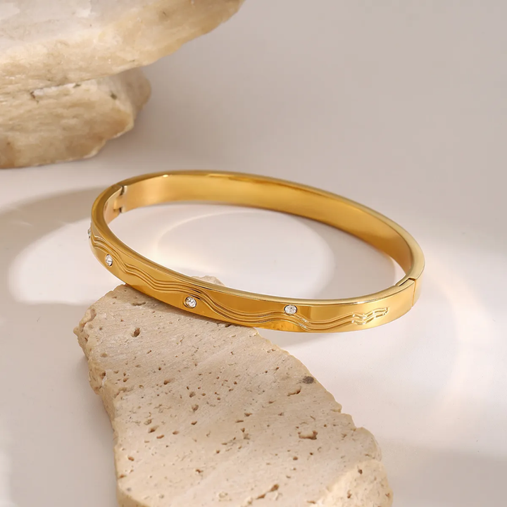 Golden Elegance - Bangle