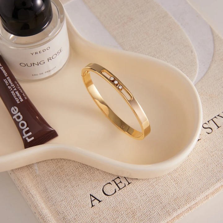 Sydney Minimalist Bangle