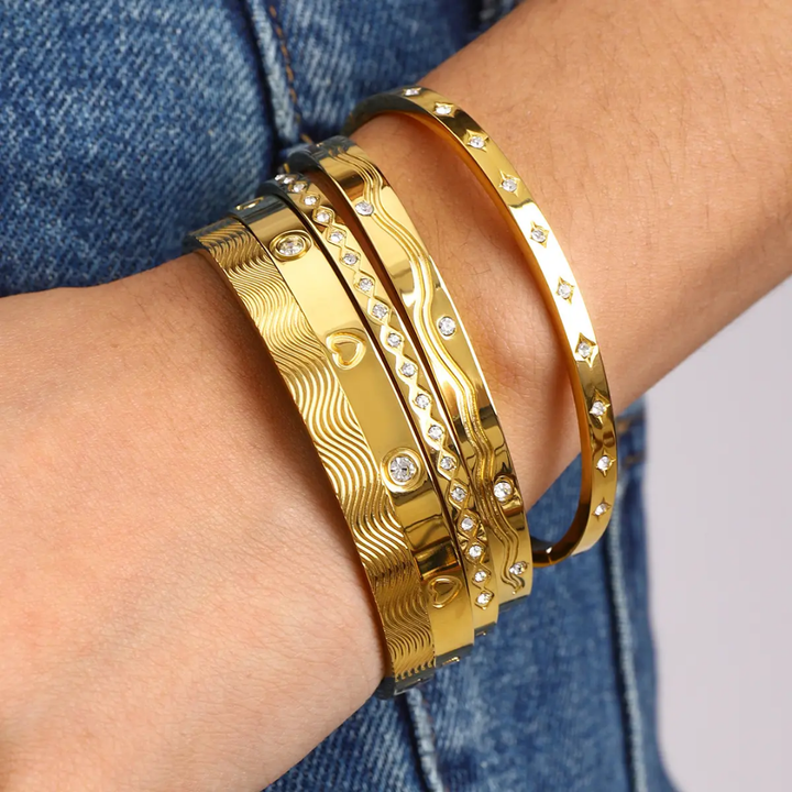 Golden Elegance - Bangle