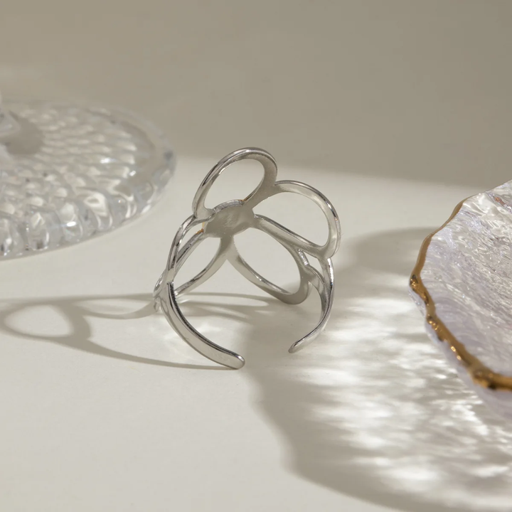 Daisy - Silver Ring
