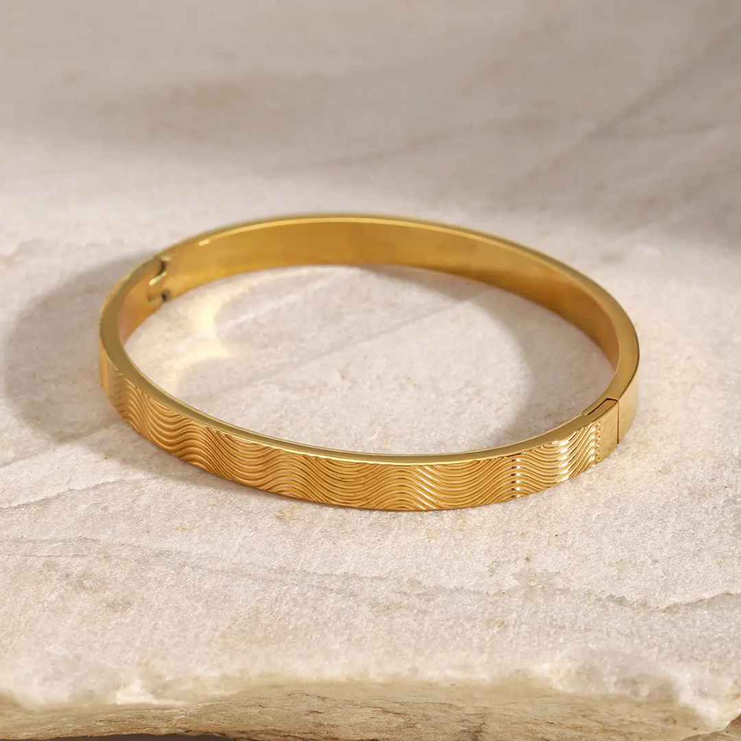 Golden Elegance - Bangle