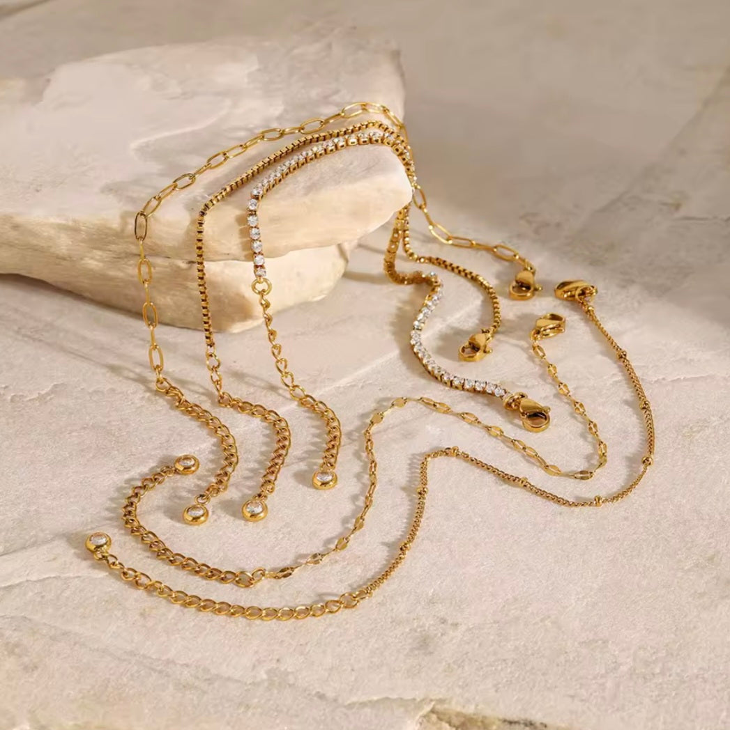 Classy - 5 Bracelets Set