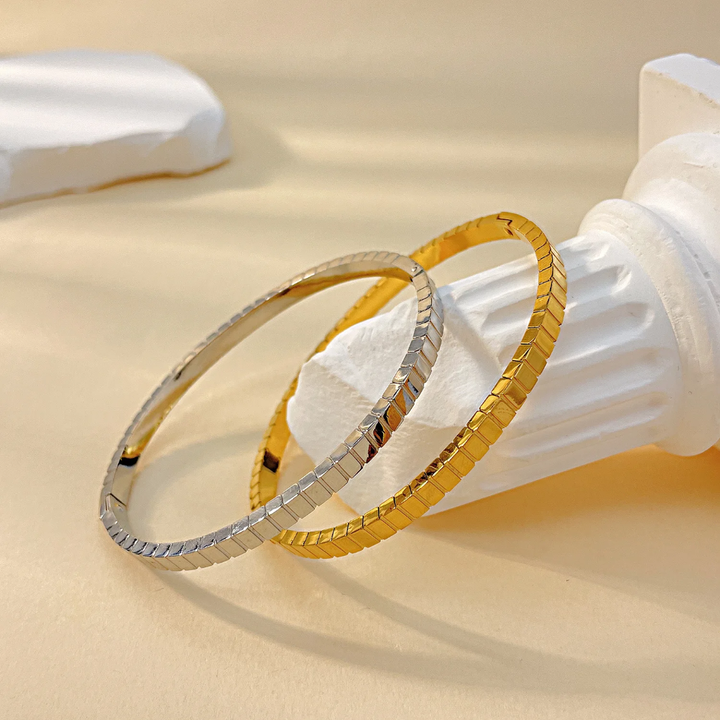 Geometry - Bangle
