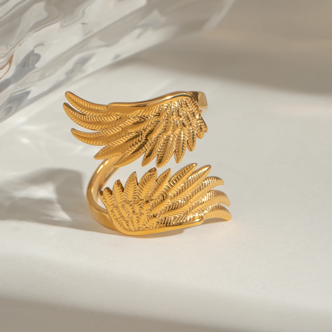 Ghala Angel Hug Ring