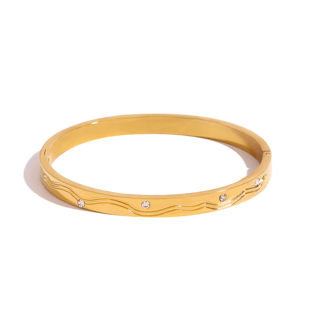 Golden Elegance - Bangle