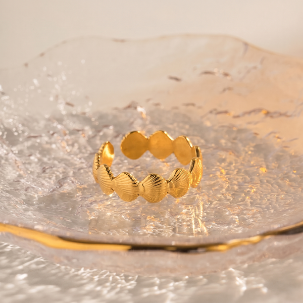 Hala Shells Ring