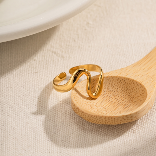 Hob Heartbeat Ring