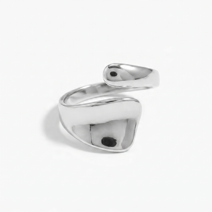 Diriyah Bold Ring (Silver)
